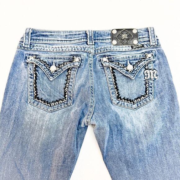 Miss Me Easy Boot Bootcut Denim Jean Fleur De Lis Size 28 - Picture 9 of 9